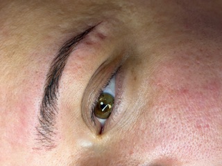 Atlanta microblading hair-stroke brow detail — I Am Beautiful by Mia